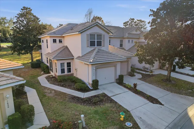 1668 W Spring Meadow Loop, FL