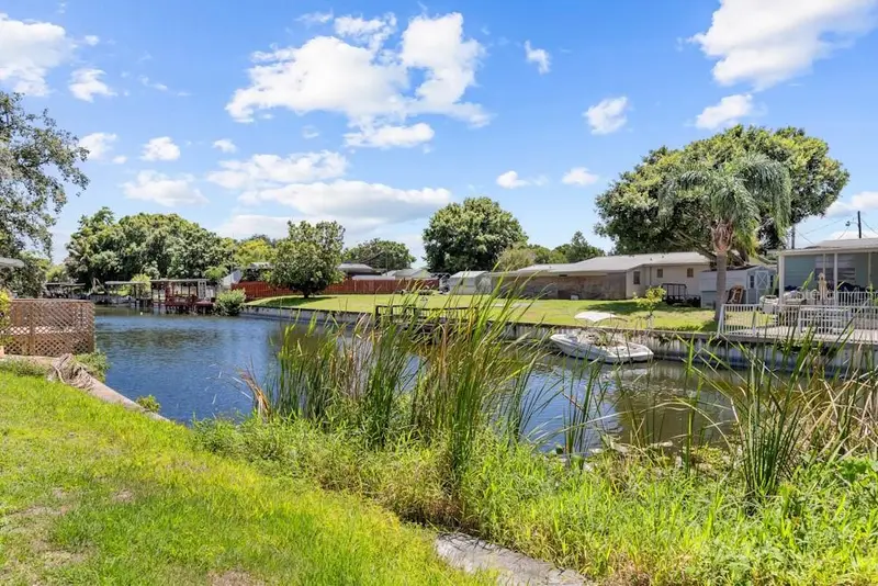 2809 Se 38th Ave, FL