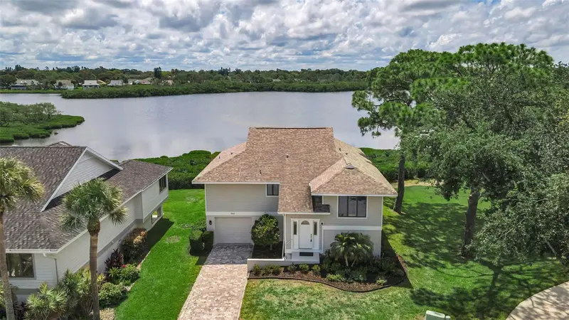 1015 Teal Pointe, FL