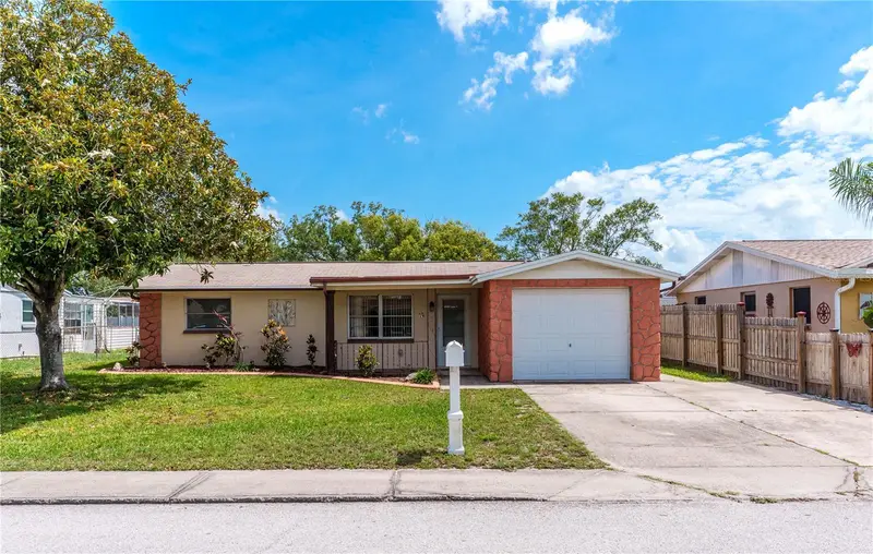 7024 Mayfield Dr, FL