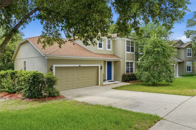 424 Misty Oaks Ln, FL