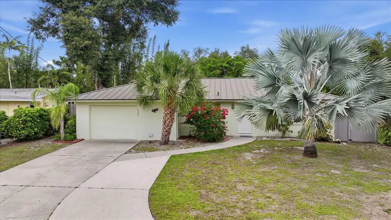 6233 Rockefeller Ave, FL