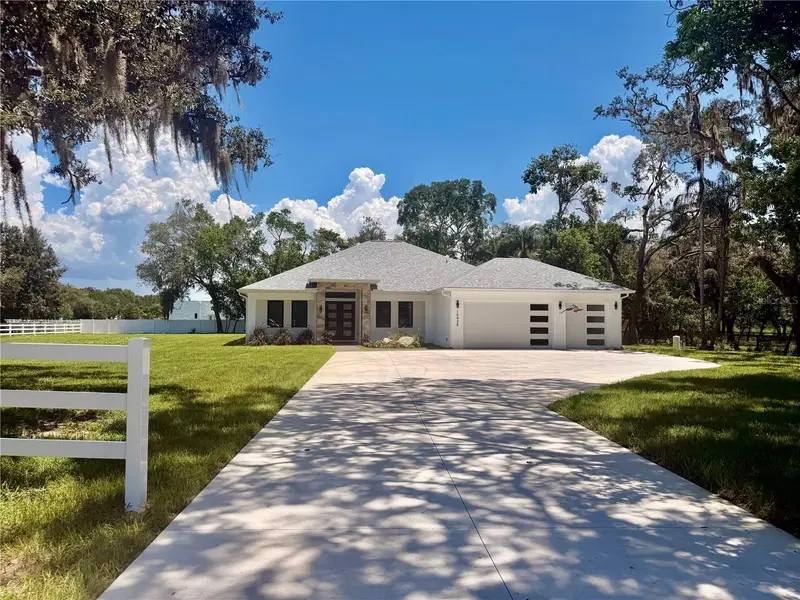 10928 Osceola Dr, FL