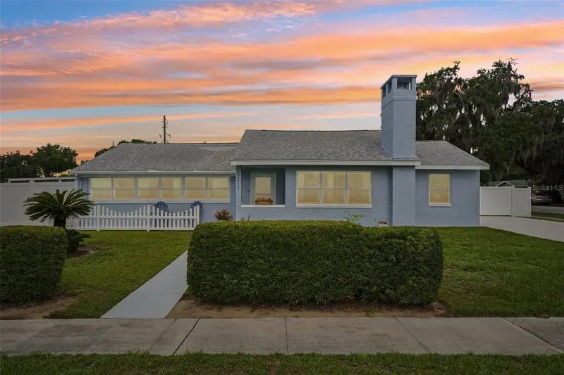 1211 Morningside Dr, FL