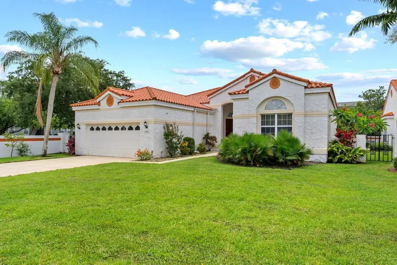 2985 La Concha Dr, FL