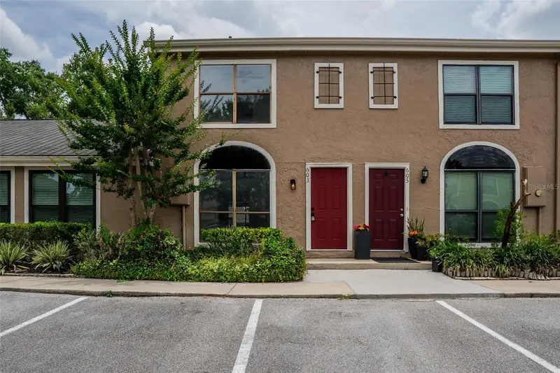 603 Casa Park Ct #G, FL