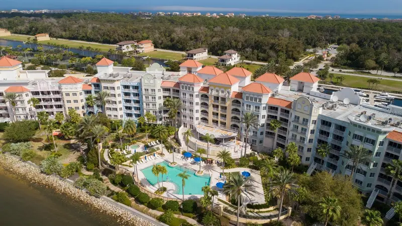 102 Yacht Harbor Dr #264, FL
