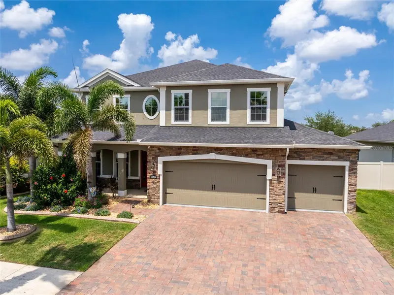 11862 Lake Lucaya Dr, FL