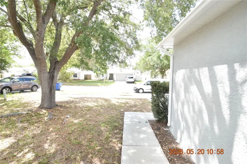 12116 Feldwood Creek Ln, FL