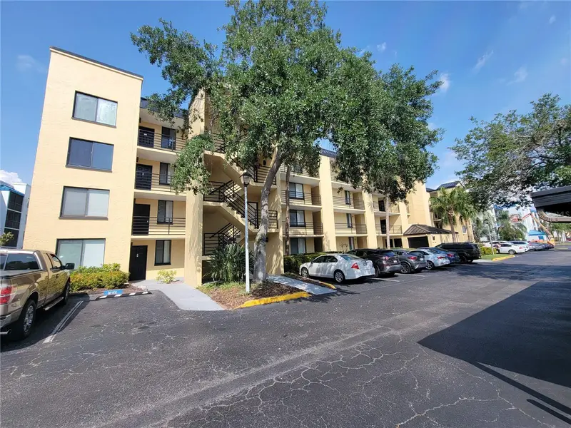 2424 W Tampa Bay Blvd #M-201, FL