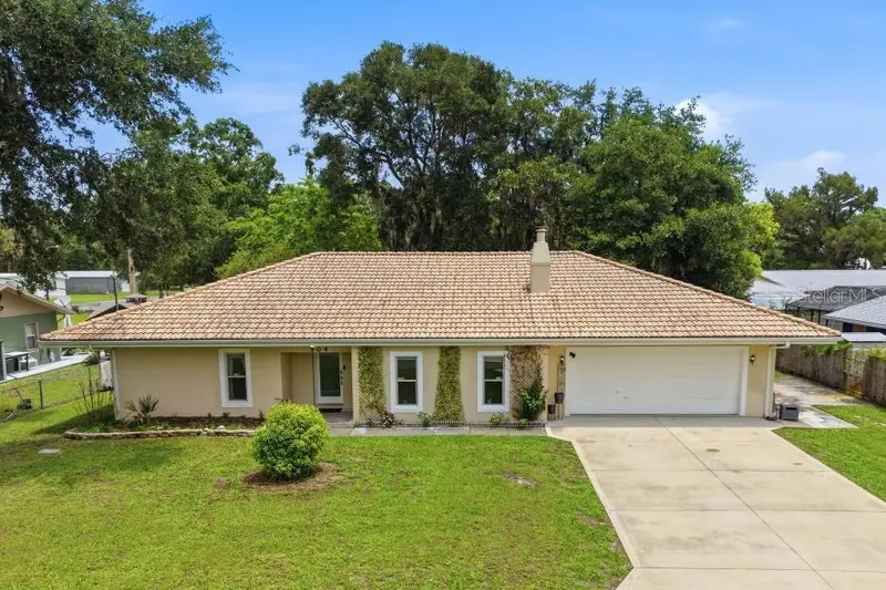 504 N Cherry St, FL