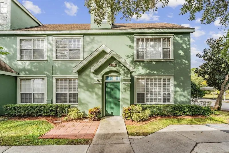 9156 Lake Chase Island Way, FL