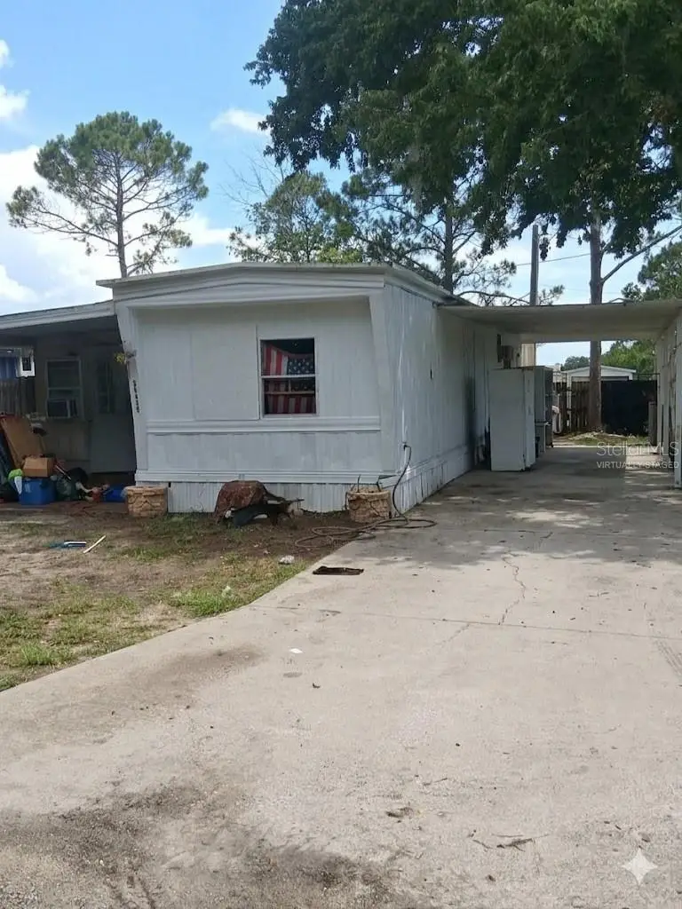 36449 West Dr, FL