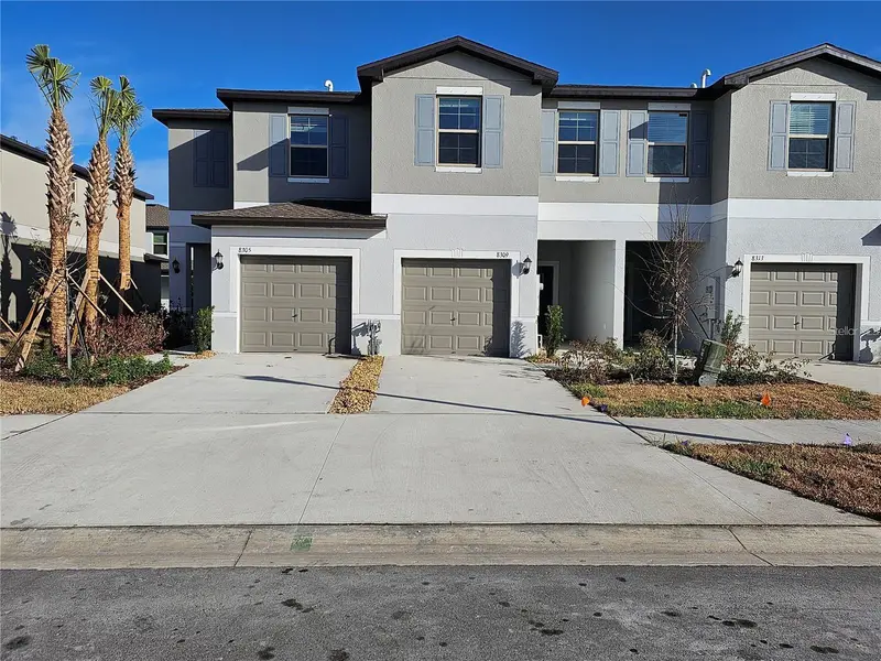 8309 Crescent Oaks Dr, FL