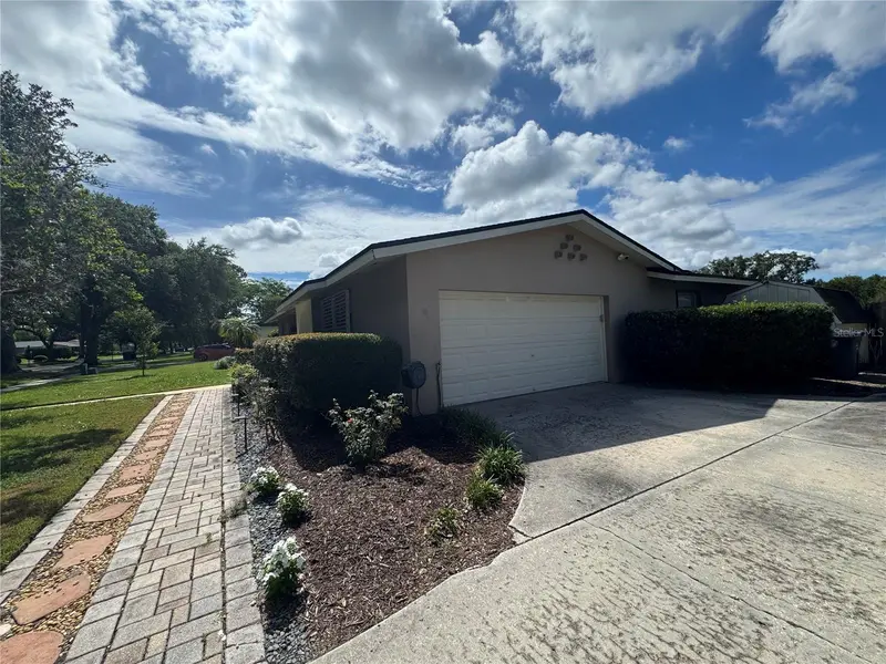 2806 Summerfield Rd, FL