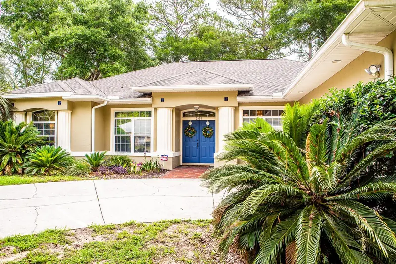 2015 Nw 89th Dr, FL