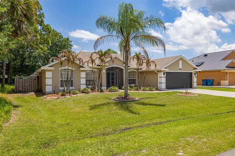 121 Nadell Ave Nw, FL