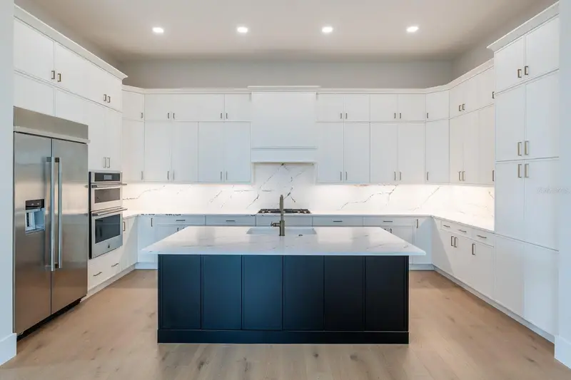 200 Blue Pearl Ct., FL