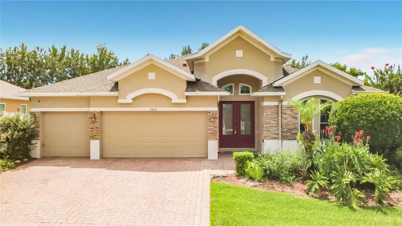 2432 Emerald Rose Way, FL
