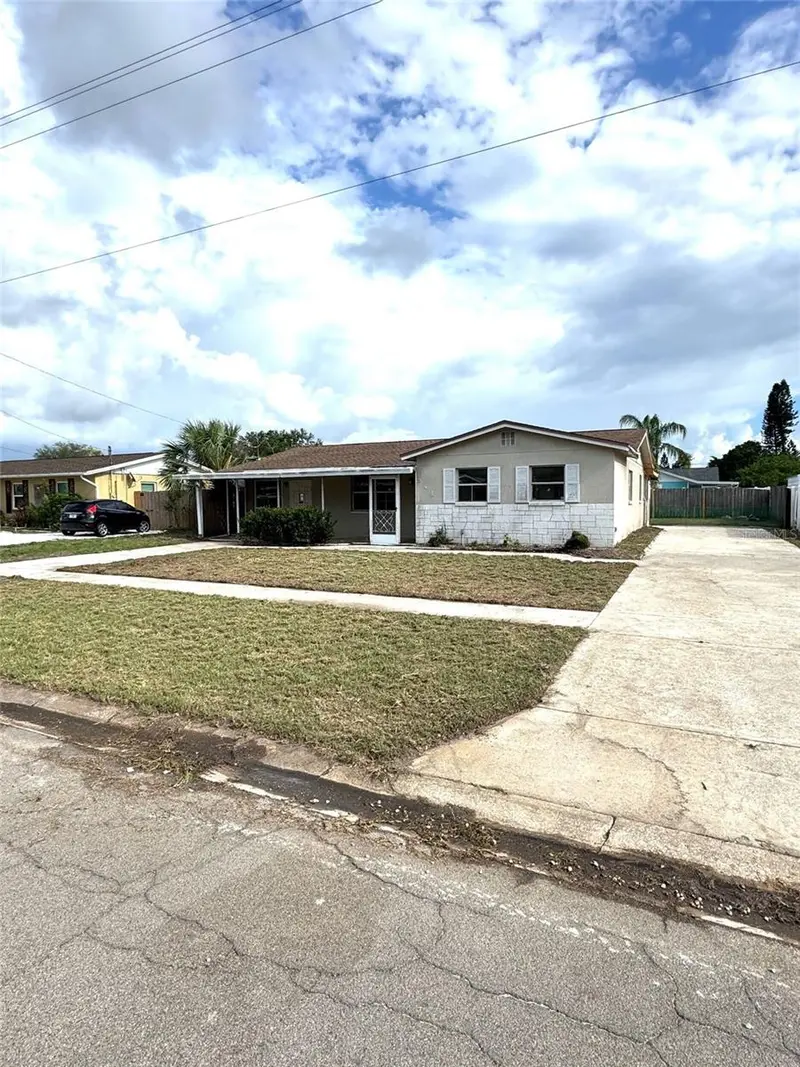 548 Frandor Pl, FL