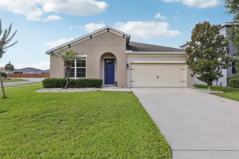 16528 Centipede St, FL