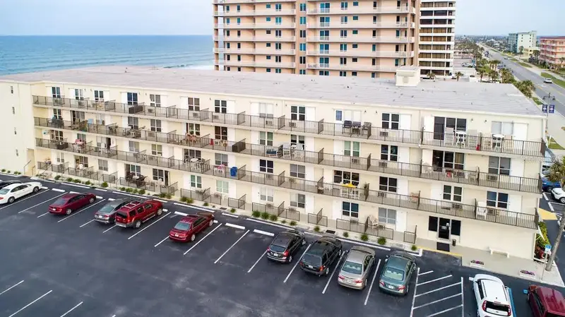 3727 S Atlantic Ave #1120, FL