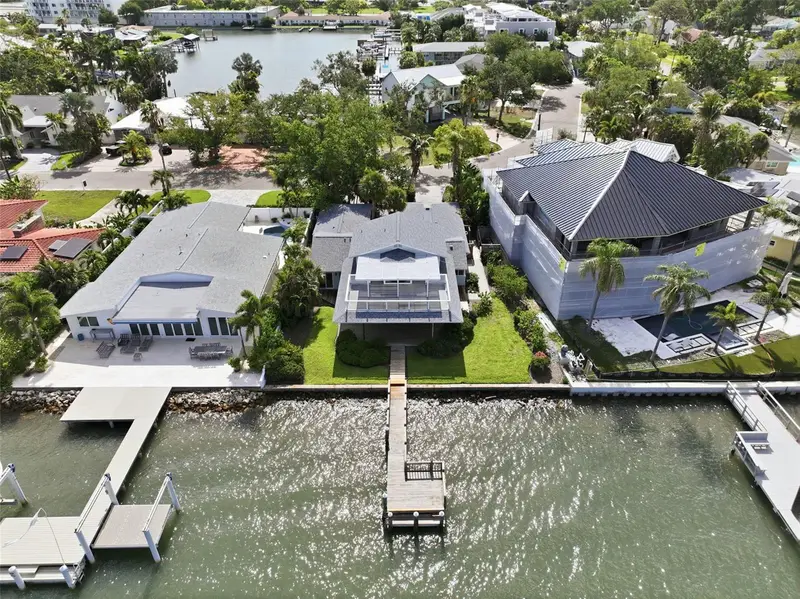 1832 Venetian Point Dr, FL
