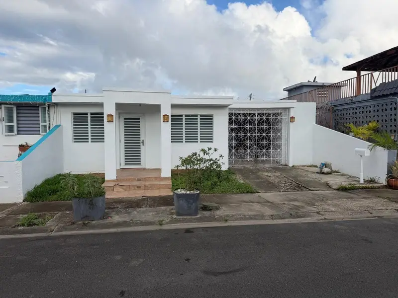 Urb Villa Guadalupe Calle 18 #Cii-10, PR