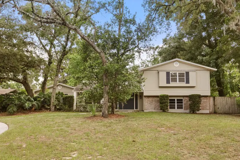 200 Crooked Oak Ct, FL