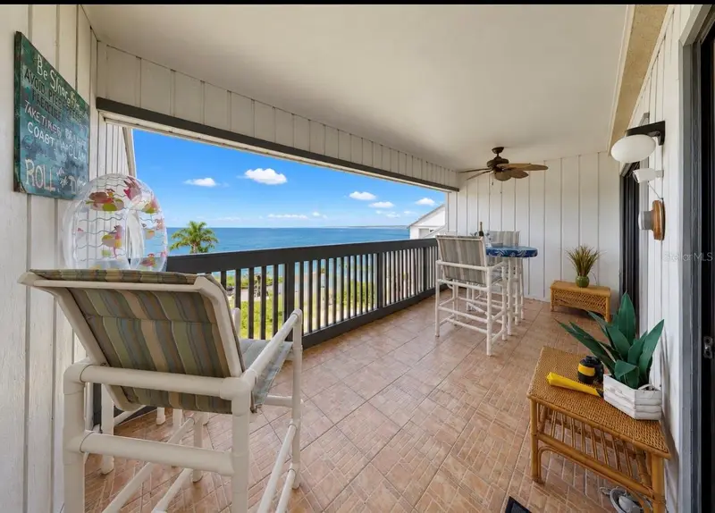 810 Bahia Del Sol Dr #16, FL