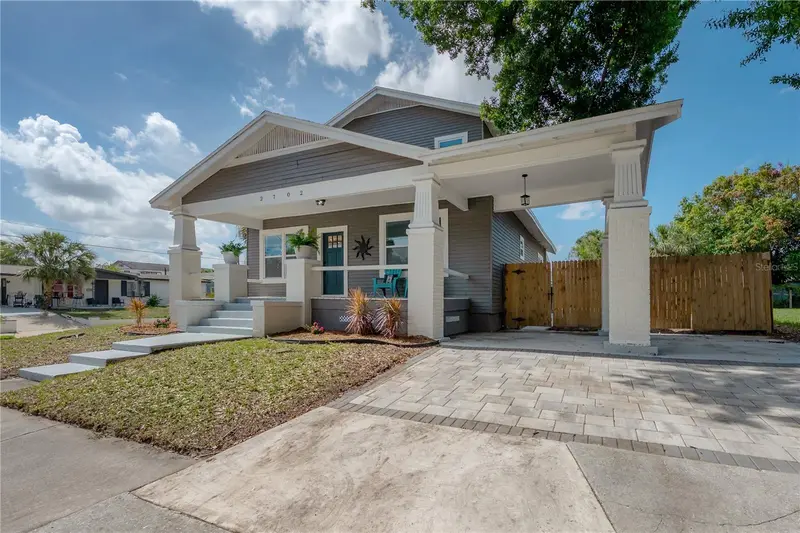 2702 W Palmetto St, FL