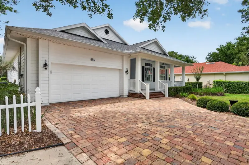 4 Chinier St, FL