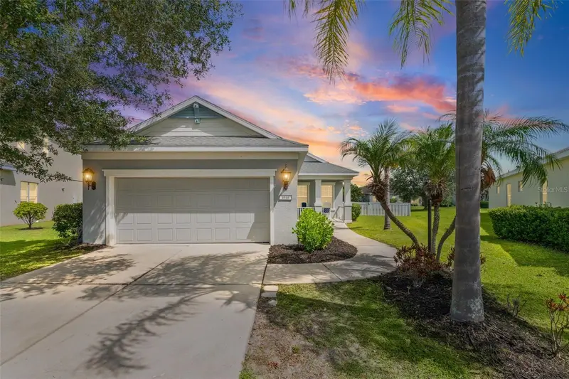 4946 Newport News Cir, FL