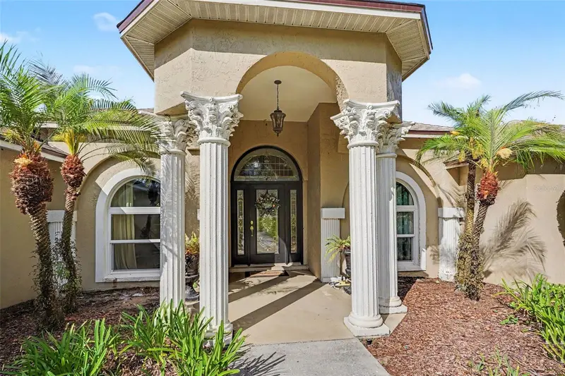 3073 Landings Ct, FL