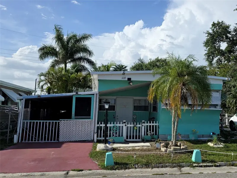 609 50th Ave W, FL