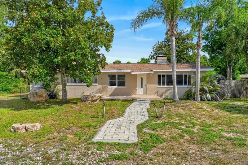 71 Fairview Ave, FL