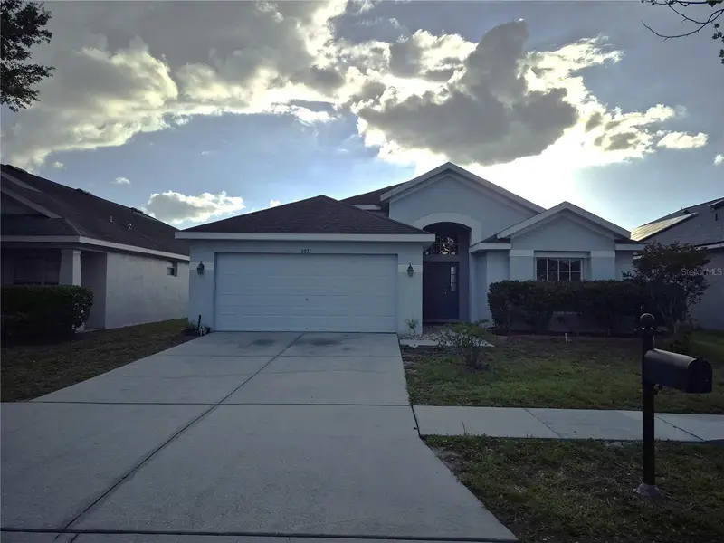 6833 Runner Oak Dr, FL