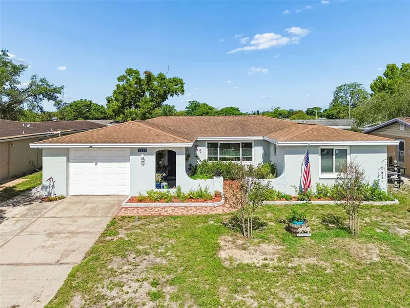 9221 Rainbow Ln, FL