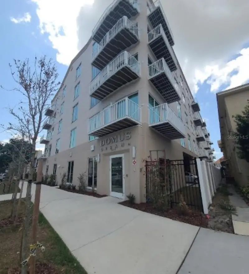 644 3rd Ave S #408, FL