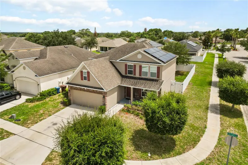 656 Washington Way, FL
