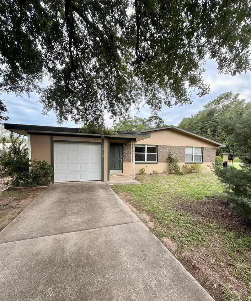 20190 Sw 80th Place Rd, FL
