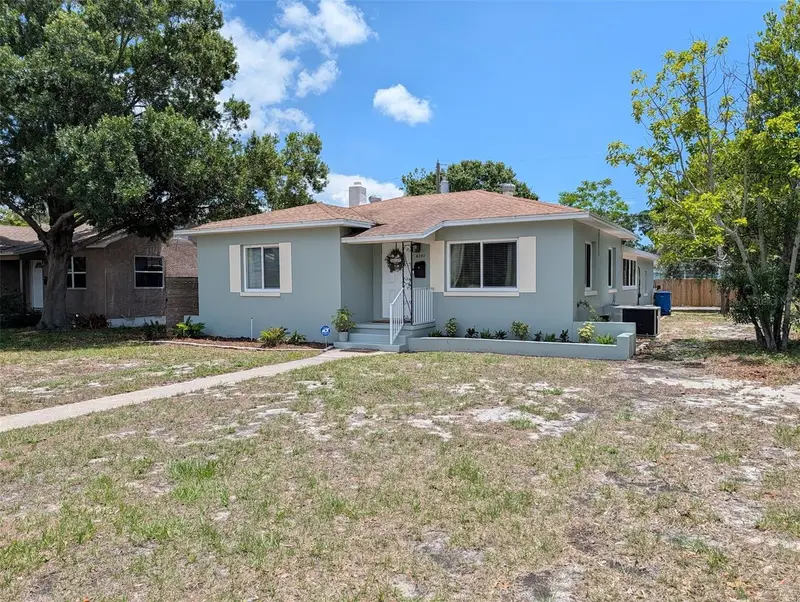 4332 9th Ave N, FL