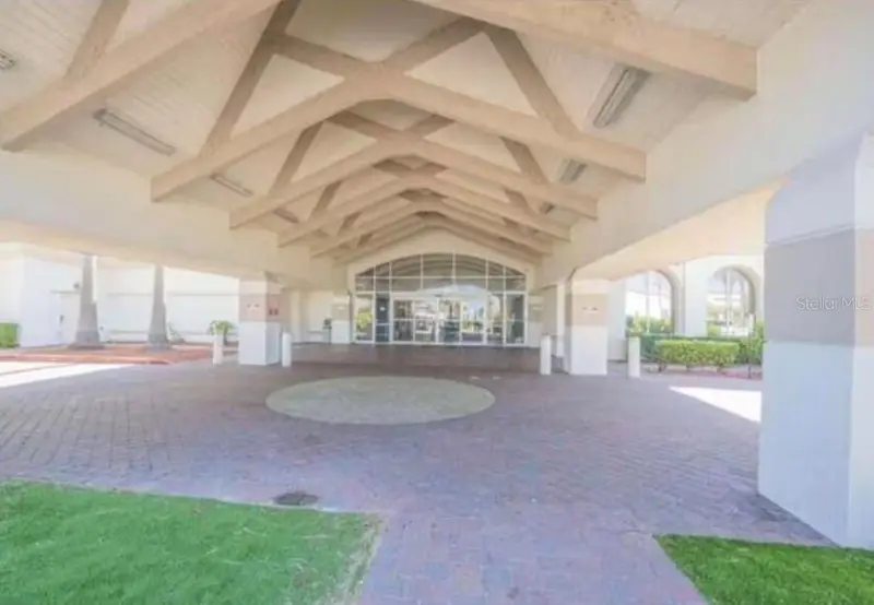 2700 N Atlantic Ave #415, FL