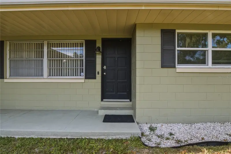 1120 W Magnolia St, FL