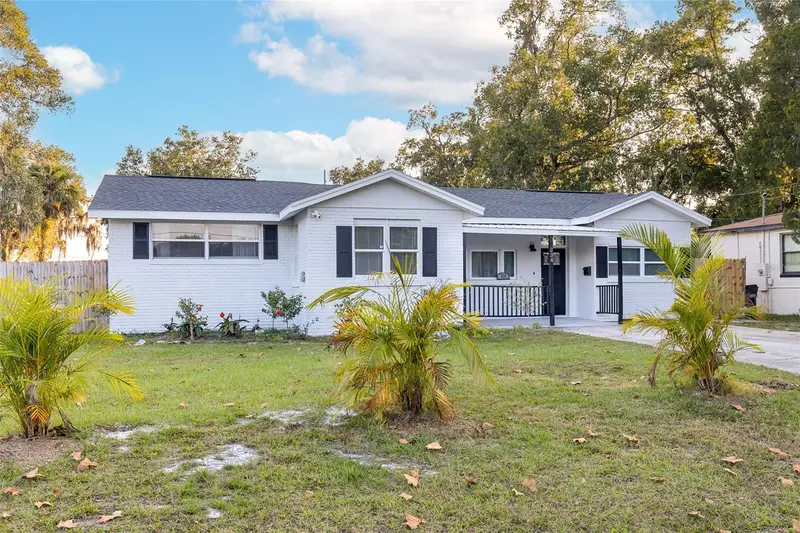 234 W Magnolia St, FL