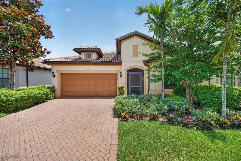 5979 Prosperity Ln, FL