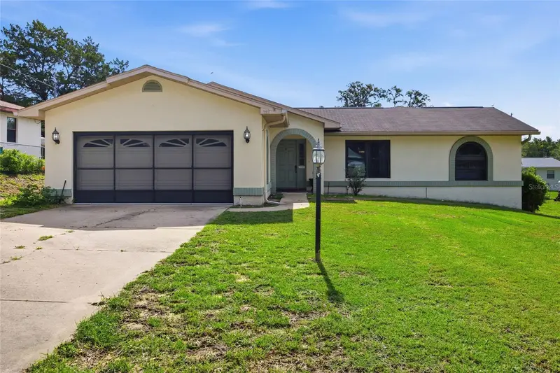 712 Magnolia Ave, FL