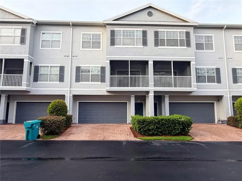 2334 Grand Central Pkwy #17, FL