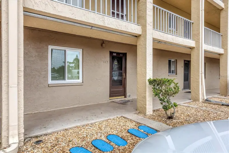 3532 Lake Bayshore Dr #K117, FL