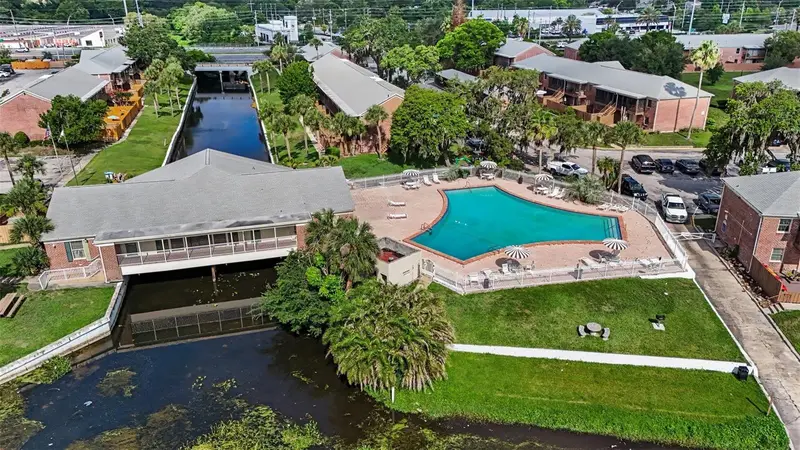 120 Georgetown Dr #120, FL